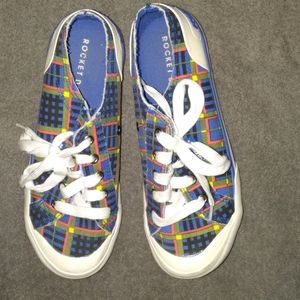Rocketing nwot women's 8